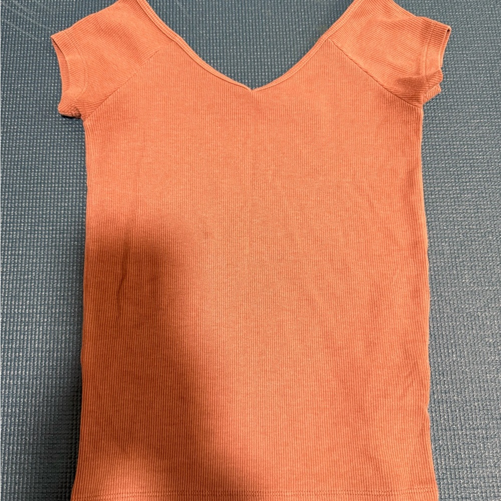 American Eagle Outfitters Coral Short Sleeve Top